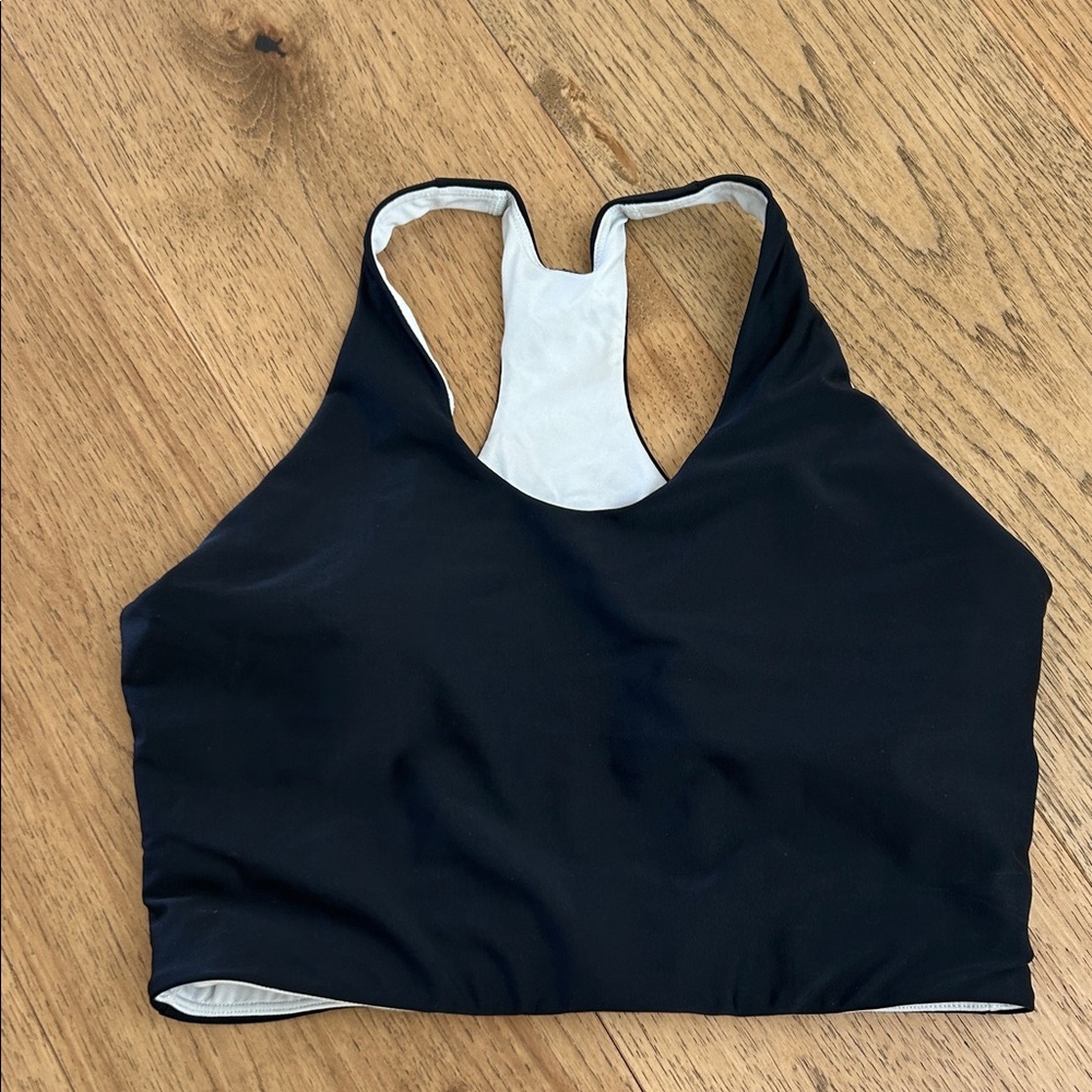 Ryu Black and White Sports Bra sz m/l